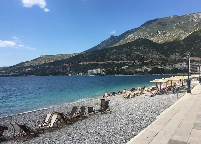 Funky Loutraki