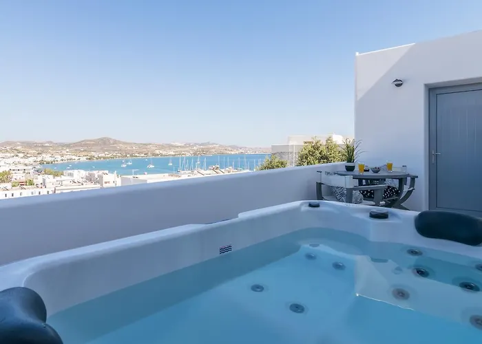 Uncle\'S Luxury Jacuzzi