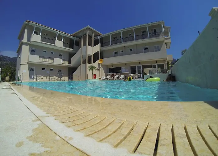 Happyland Hotel Apartments