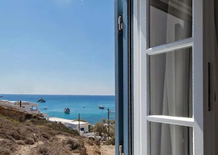 Perigiali Rooms & Apartments Folegandros