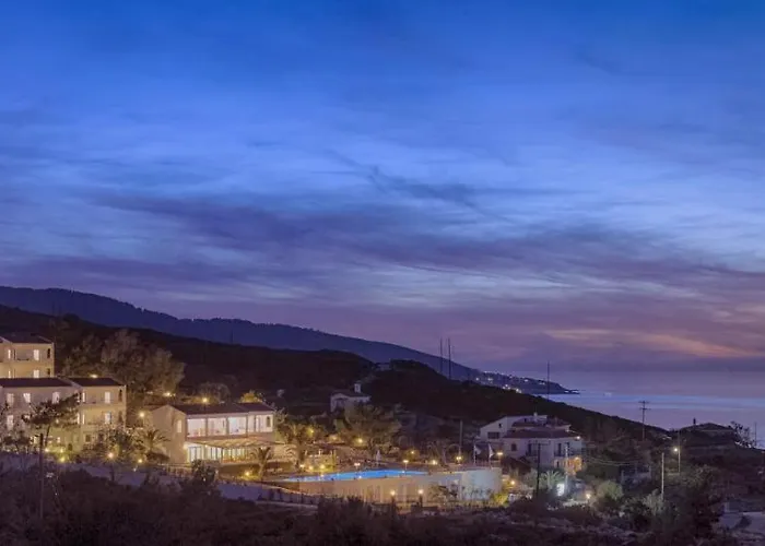 Karras Star Hotel