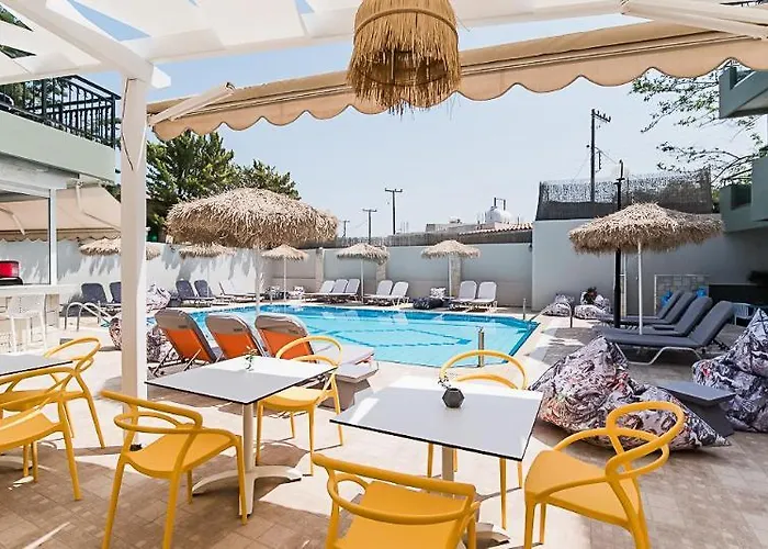 Natali Apartments