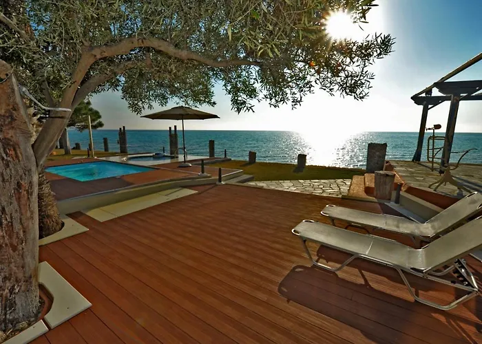 Lancaster Mansion By Travelpro Services Fourka Halkidiki