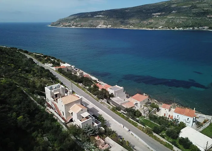 Traditional Apartments Plagiaki