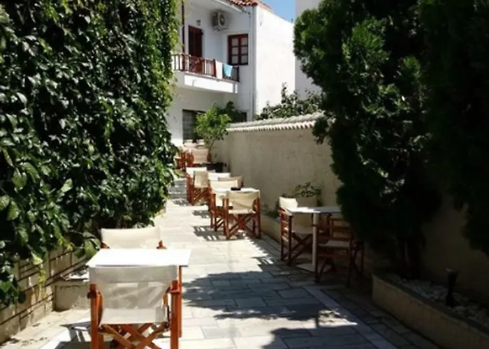 Pothos Hotel