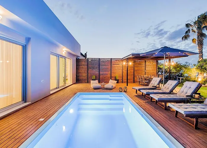 Nastazia Luxury Beach House