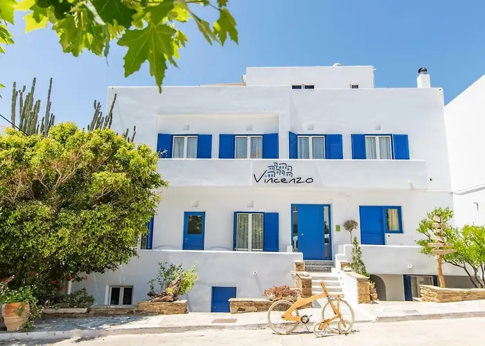 Vincenzo Family Rooms