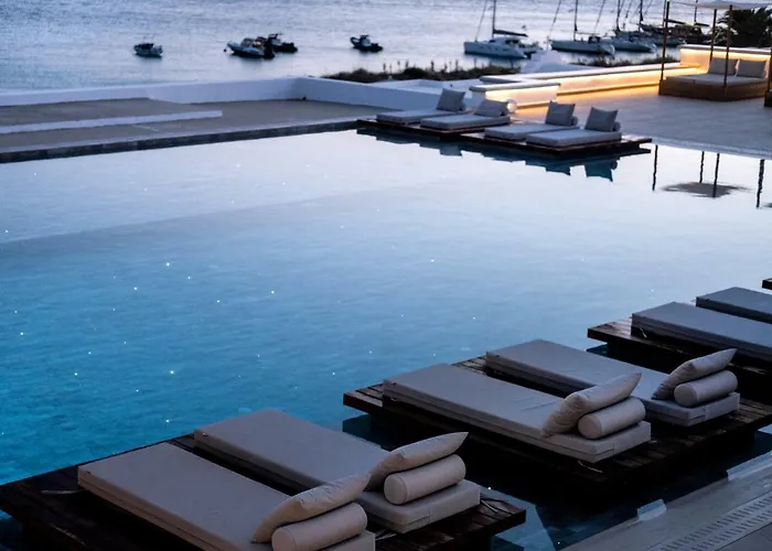 Manoula\'S Beach Mykonos Resort