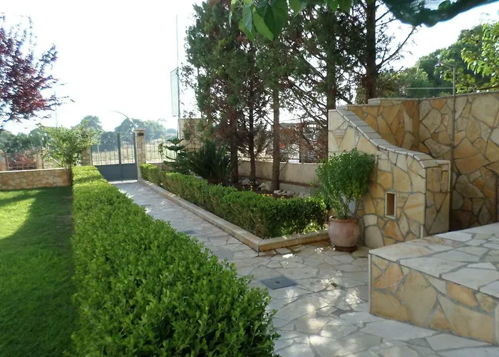 Asfodelos Apartment Hotel