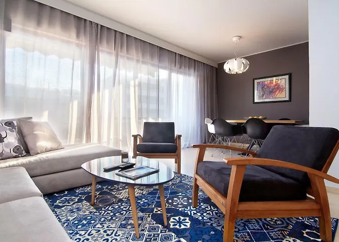 Central Apartment