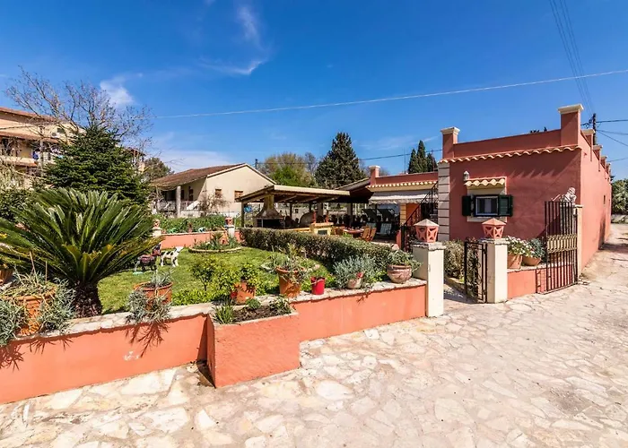 Antonela Sunshine Apartment By Corfu Escapes