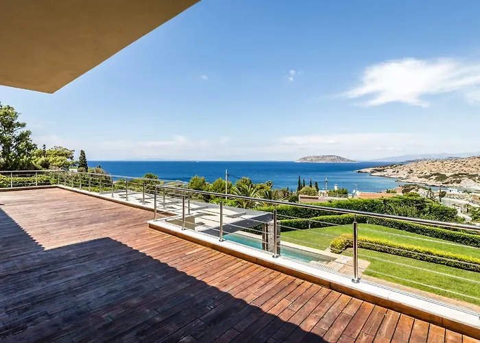 Analisa Luxury Villa