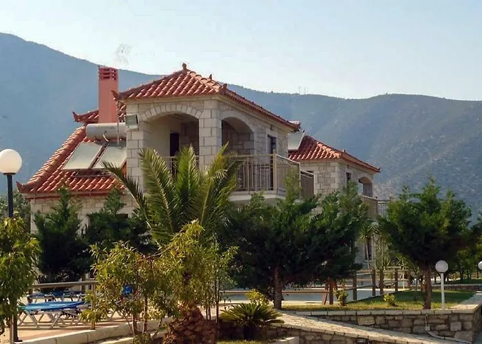 Glyfada Villas ||