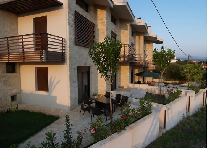 Maisonette Close To The Beach