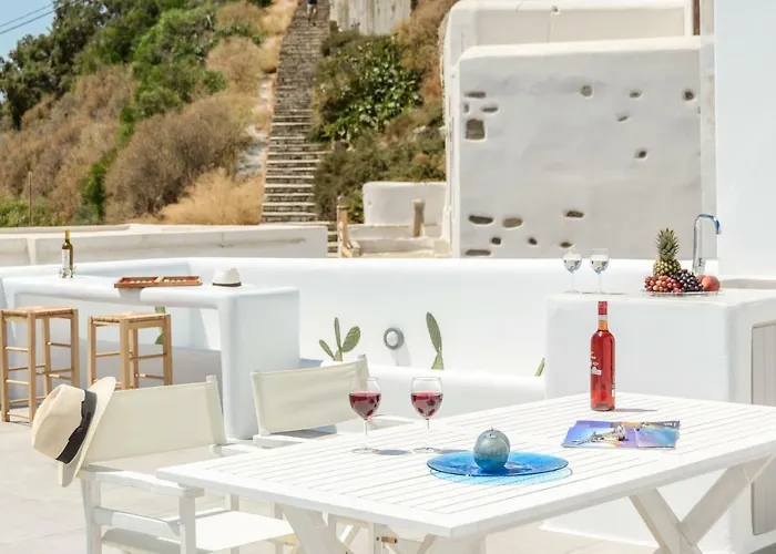 Cycladic Breeze