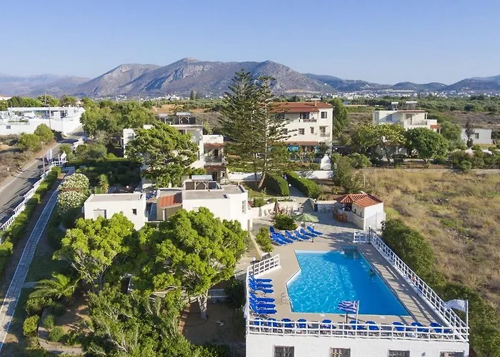 Panorama-Seaview Studios & Apartments