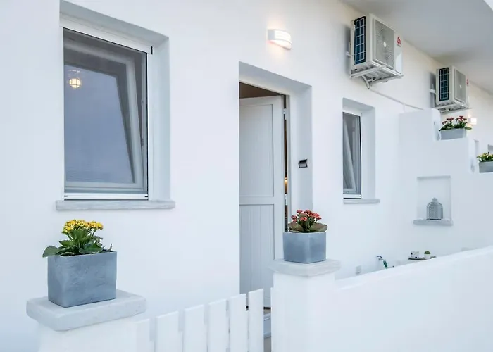 Agia Anna Apartments