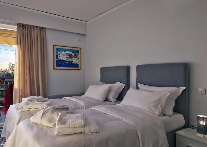 Amazing Seafront Apartment Athens Riviera