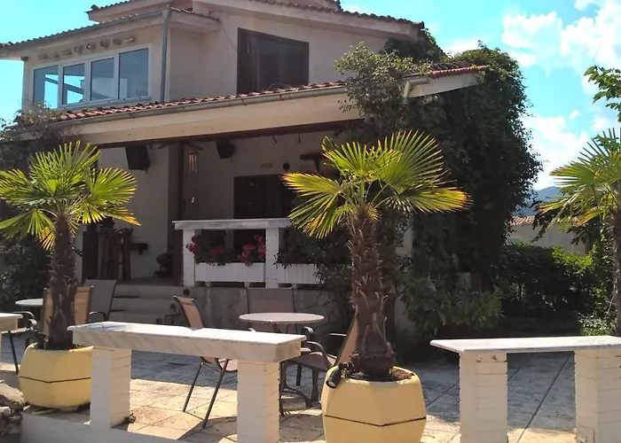 Cavo Paradiso Villa
