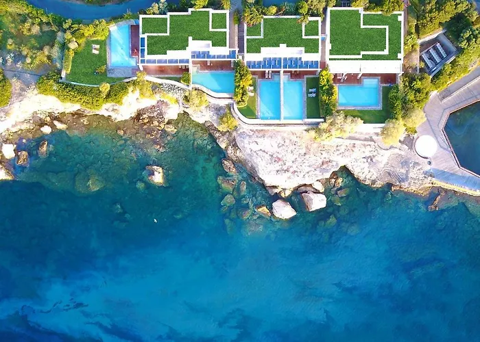 Grand Resort Lagonissi