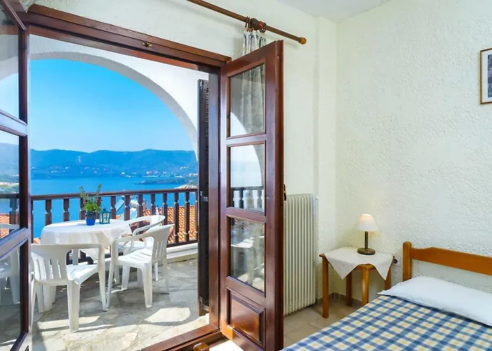 Kritikos Apartments