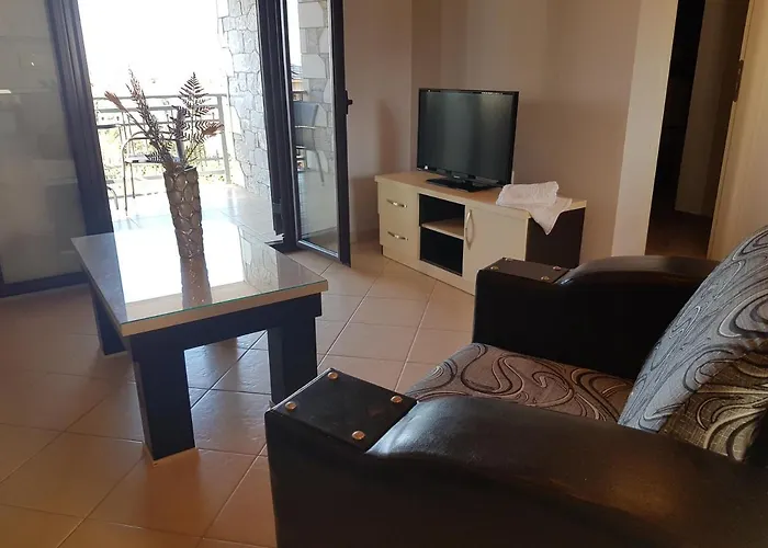Villa Orestis - Stoupa Seaside Retreats