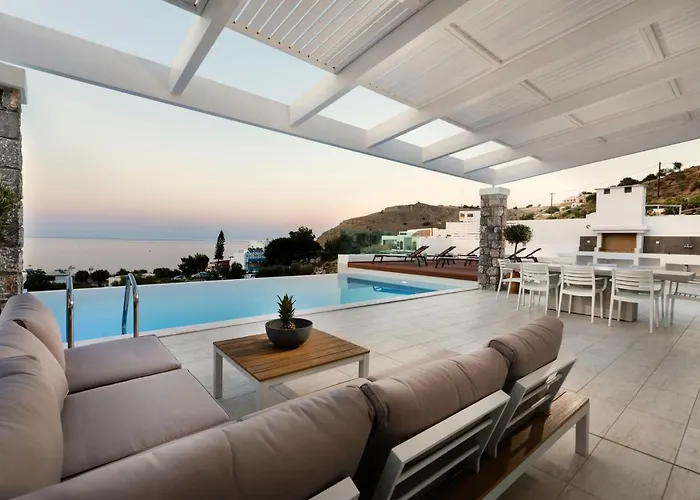 Villa Estella With Pool & Jacuzzi In Lindos