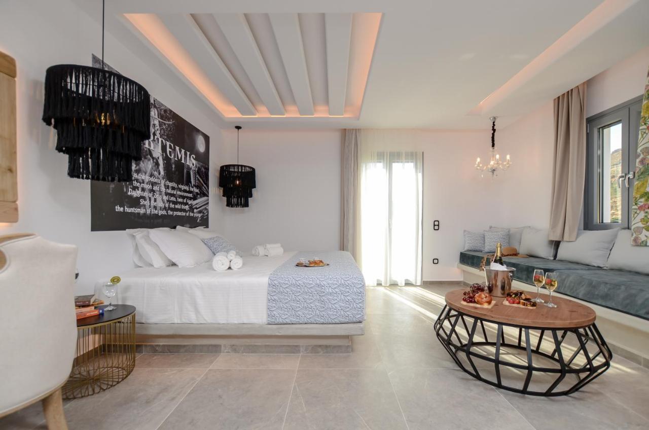 Naxos Pantheon Luxury Apartment Agkidia
