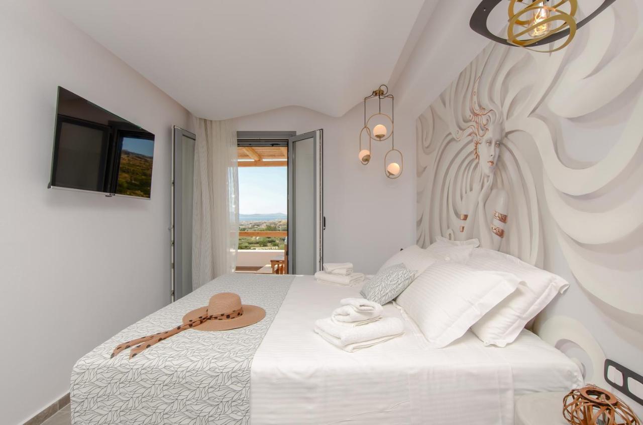 Naxos Pantheon Luxury Apartment