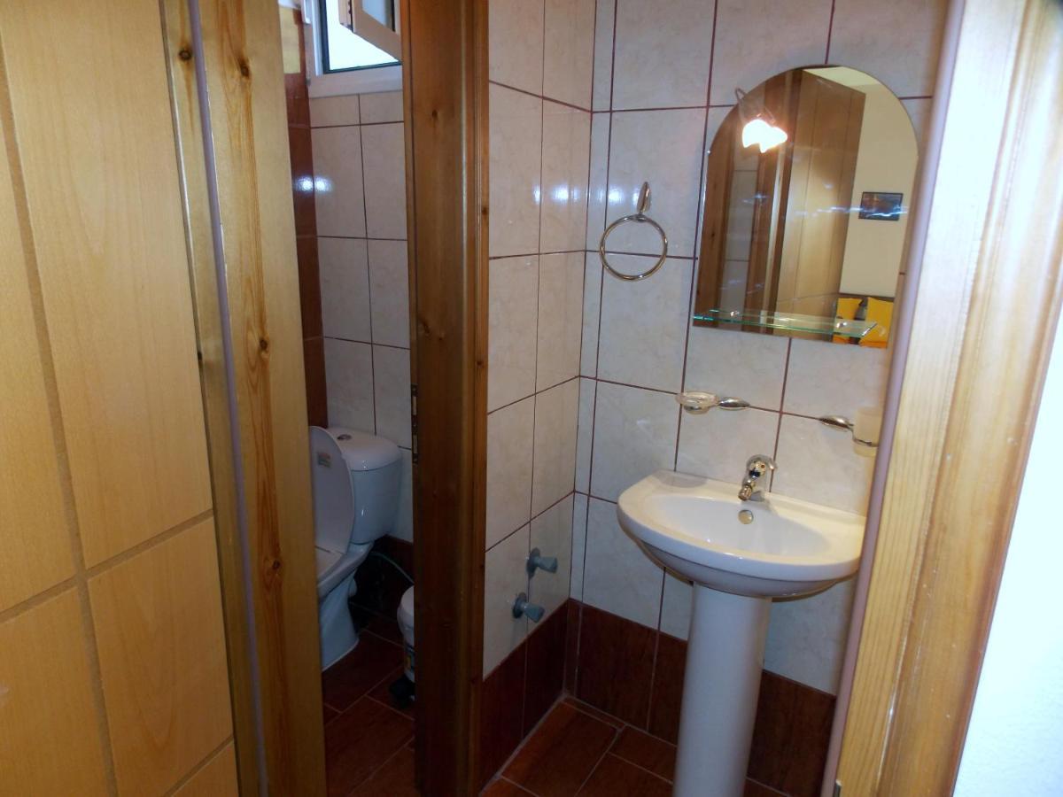 Nikos Apartment