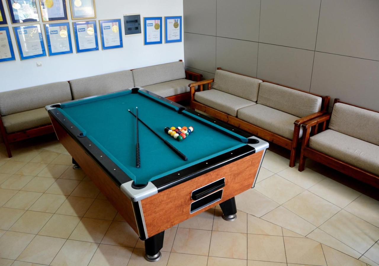 Christina Hotel *