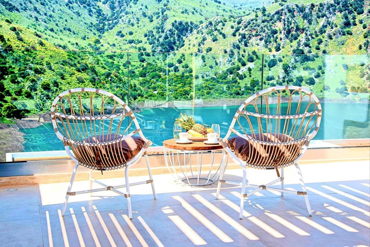 Villa Blue Heated Pool