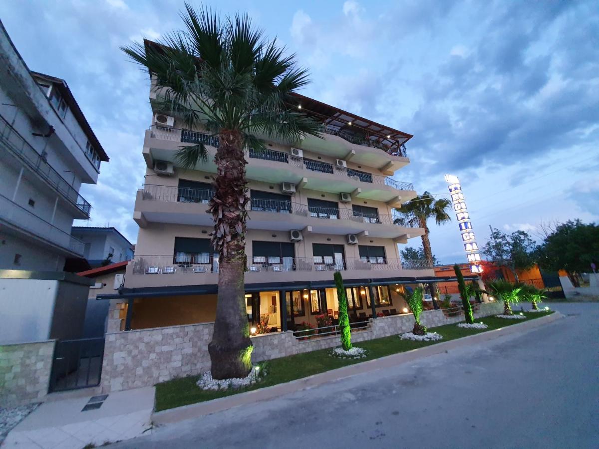 Hotel Tropicana