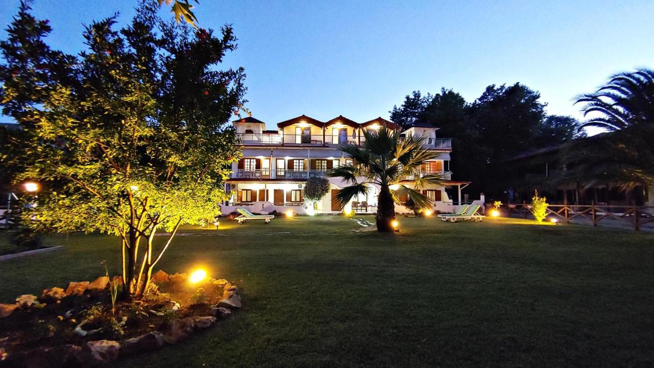 Aparthotel Efrosini &