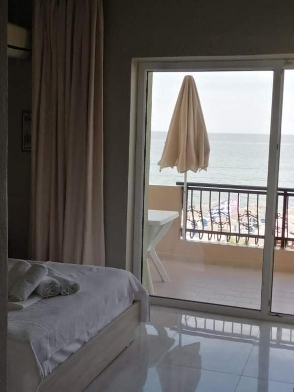 Aparthotel Pantheon Beach *