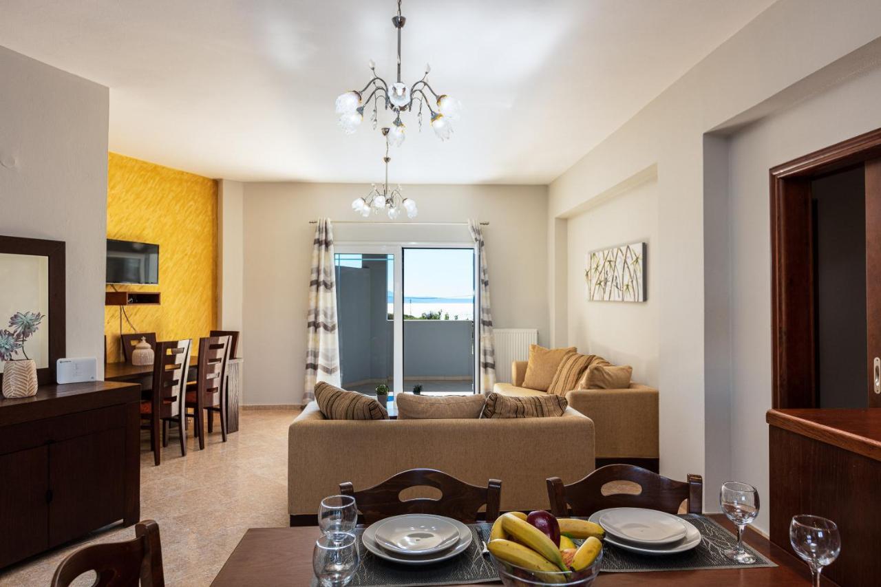 Helena's , Scaleta * Prinos (Crete)