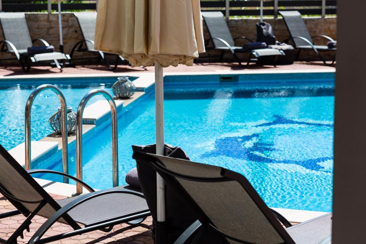 Aparthotel Helena's , Scaleta Prinos (Crete)