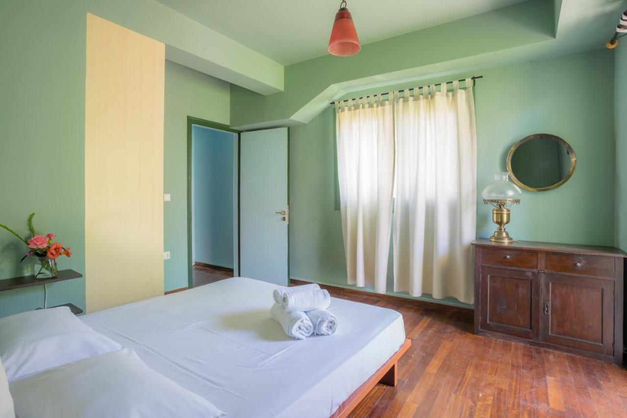 Out Of The Blue Apartment