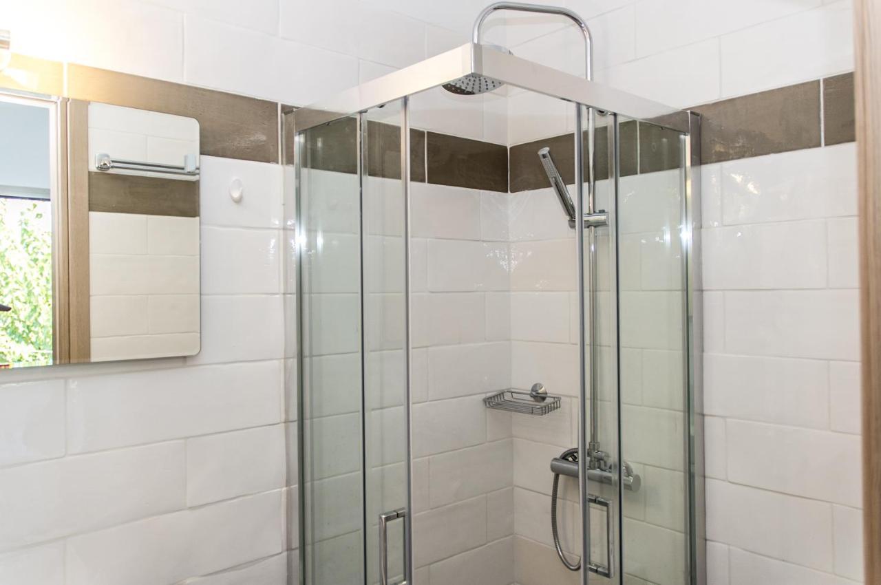 Tasos Guest house