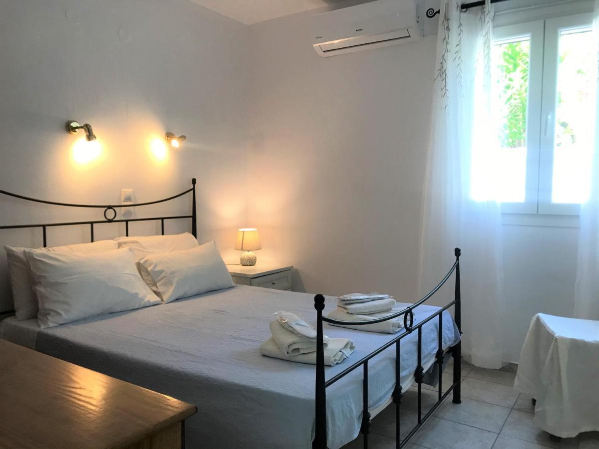 Danaides Studios Apartment Batsi (Andros)