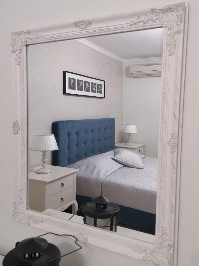 Apartment Pirofani