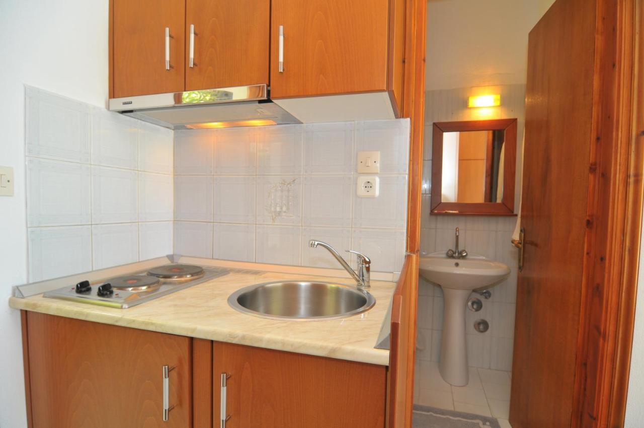 Emerald Aparthotel 2*
