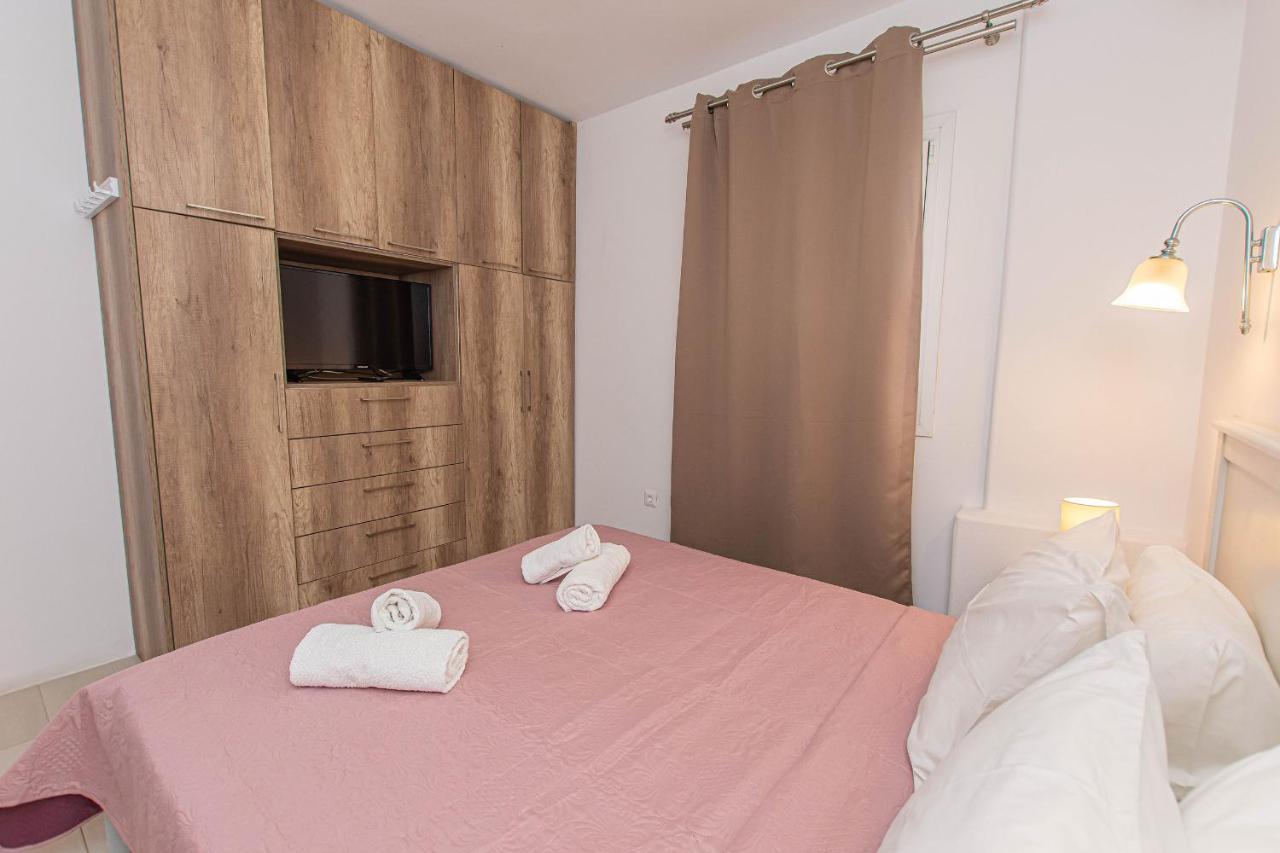 Aparthotel Anius 3*