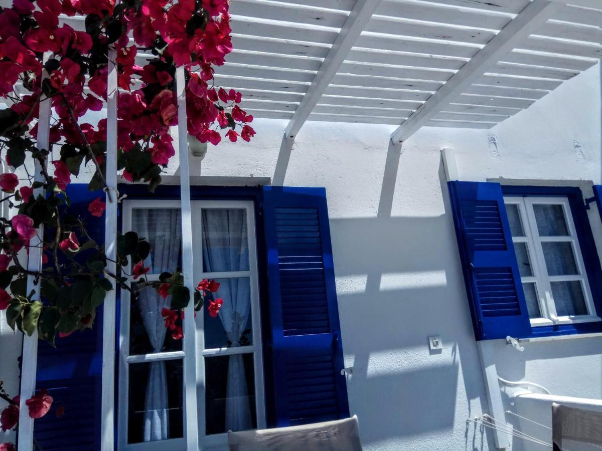 Nicos Studios & Apartments * Logaras