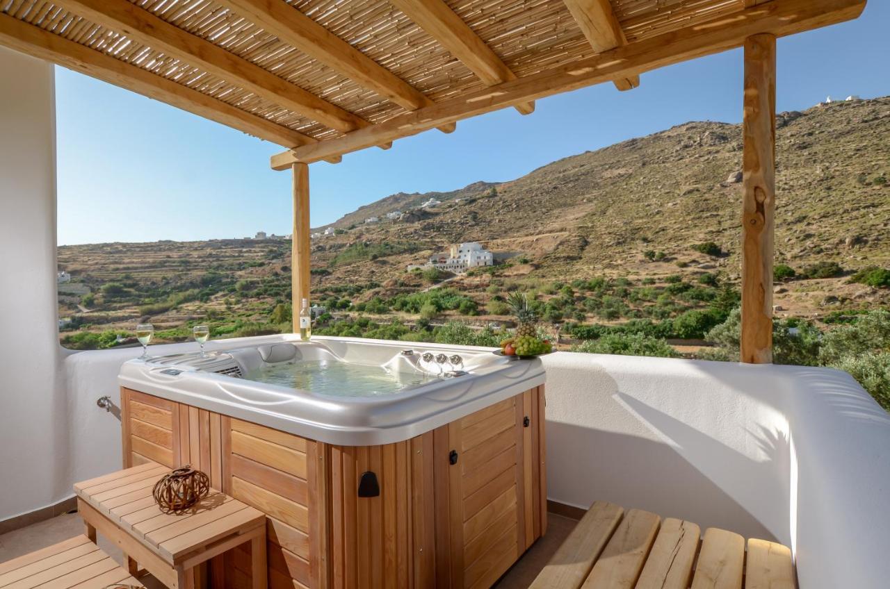 Naxos Pantheon Luxury *