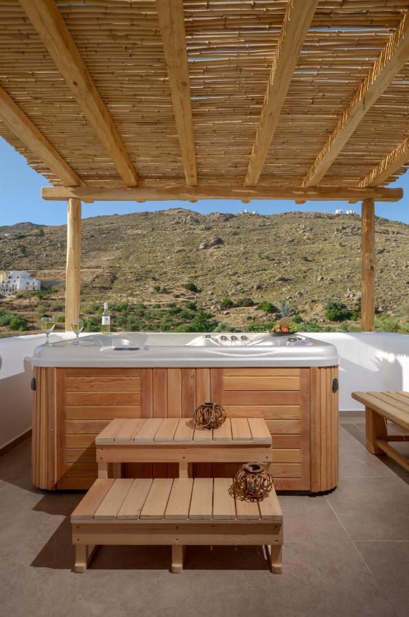 Naxos Pantheon Luxury
