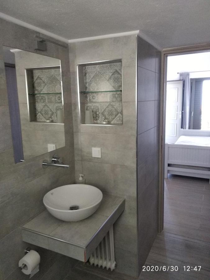 Apartment Meltemi *