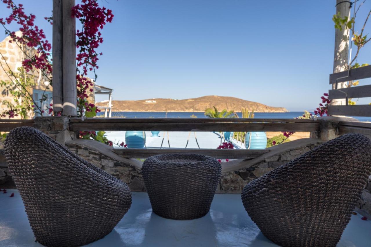 Alexandros By The - Serifos