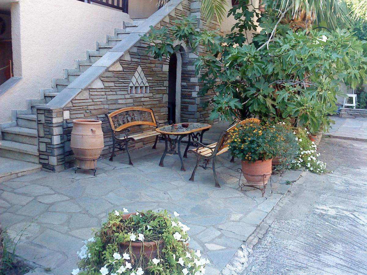 Mina's House Beachfront Apartment Nikiti (Sithonia)