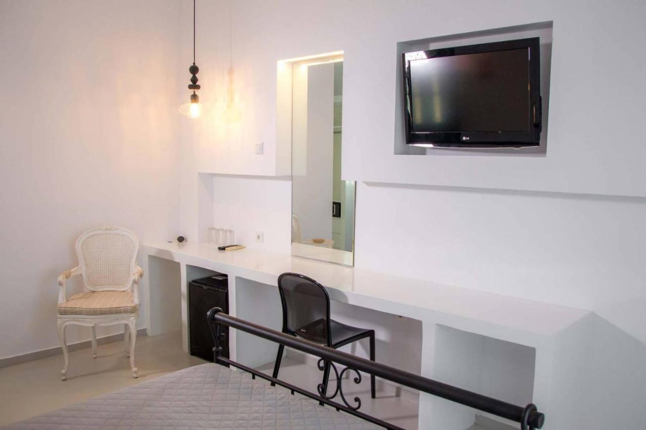 Nicolas Aparthotel Ormos (Andros)